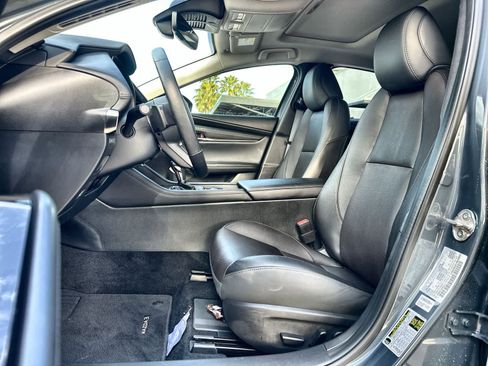 Used 2025 MAZDA MAZDA3 2.5 Turbo Sedan w/Premium Plus image 15