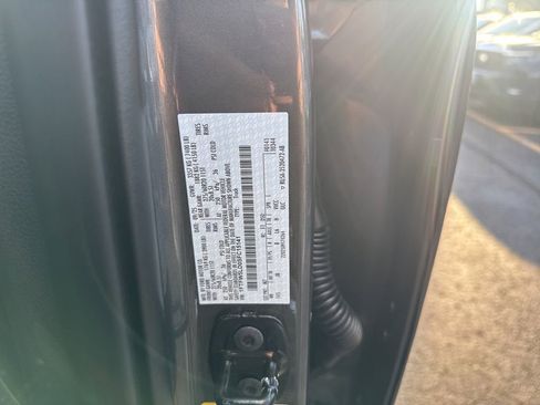 New 2025 Ford F150 Lariat w/ Equipment Group 502A High image 24