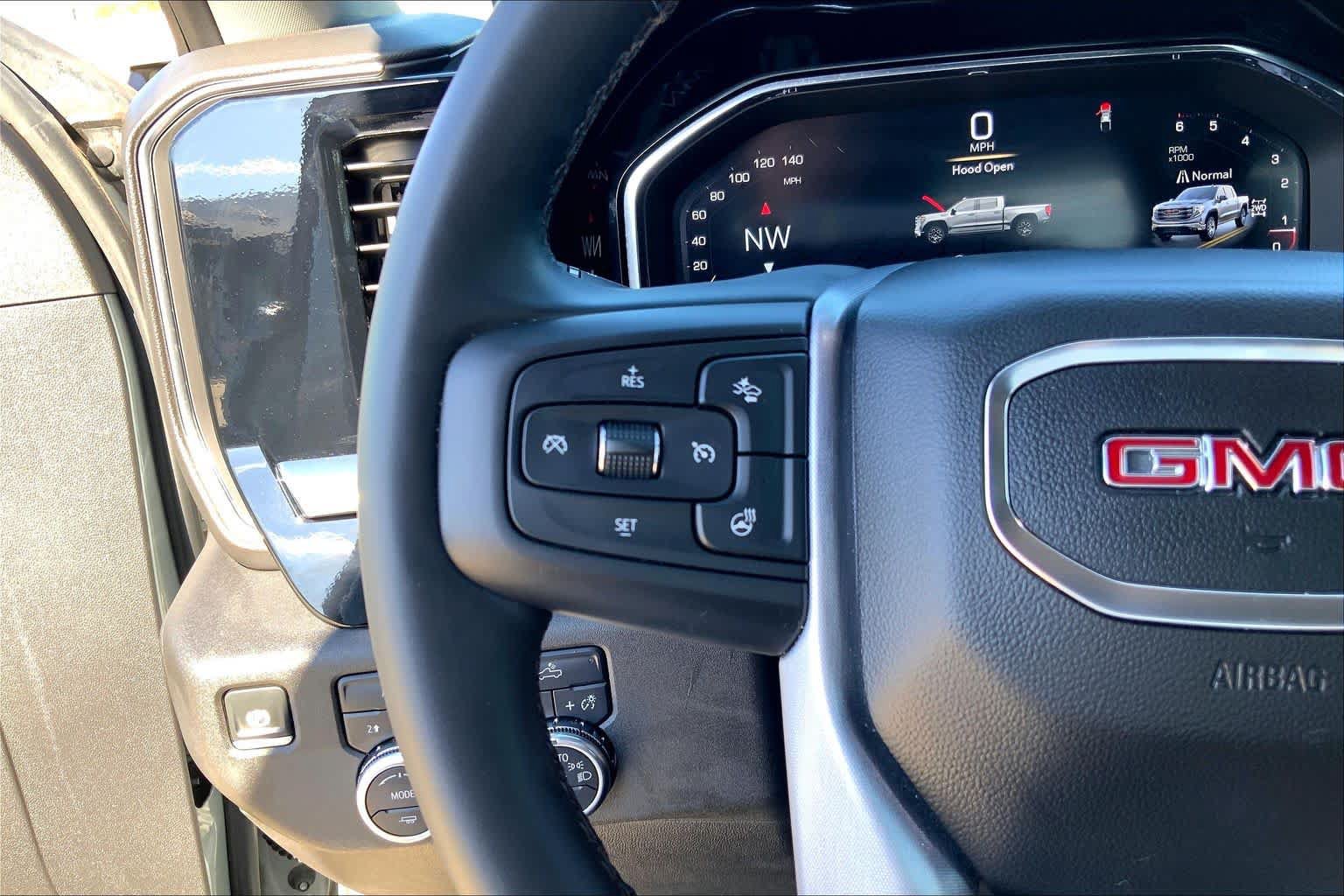 Certified 2025 GMC Sierra 1500 Elevation AWD/4WD image 23