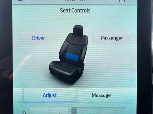Used 2021 Ford Explorer Platinum w/ Equipment Group 601A AWD/4WD image 39