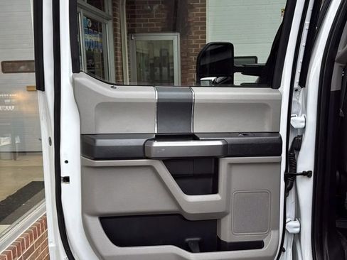 Used 2019 Ford F250 XLT image 28