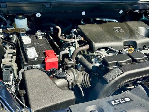 Certified 2021 Toyota RAV4 XLE AWD/4WD image 25