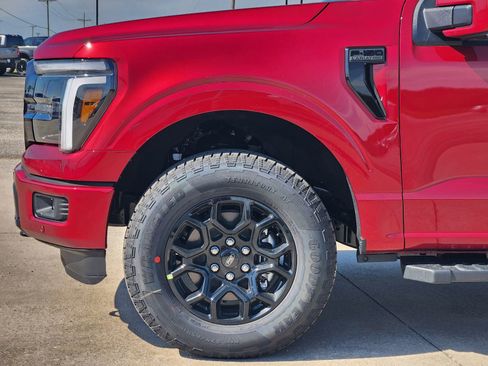New 2026 Ford F150 Lariat w/ FX4 Off-Road Package AWD/4WD image 9