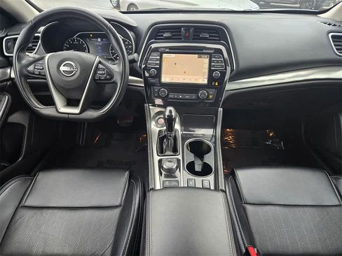 Used 2023 Nissan Maxima SV w/ Floor Mat Group image 9
