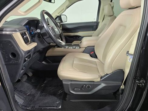 Used 2023 Ford Expedition Max Limited image 24