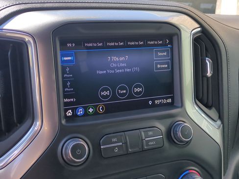 Used 2021 Chevrolet Silverado 1500 RST image 18