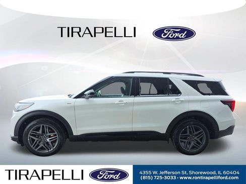 Certified 2025 Ford Explorer ST-Line w/ ST-Line Street Pack AWD/4WD image 4