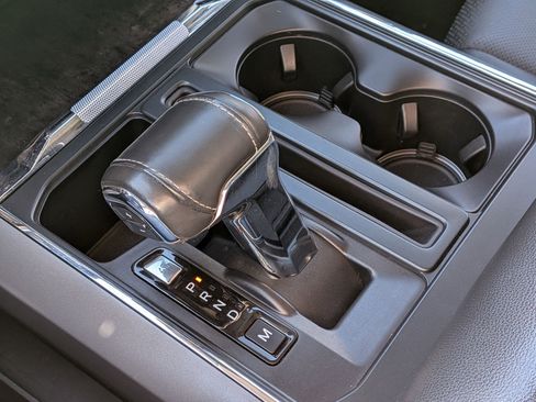 Used 2021 Ford F150 Lariat image 24