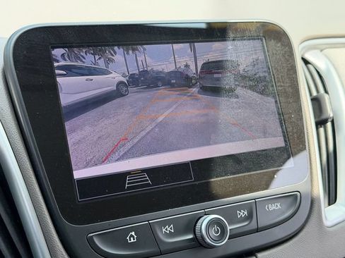 Used 2024 Chevrolet Malibu LT FWD image 22