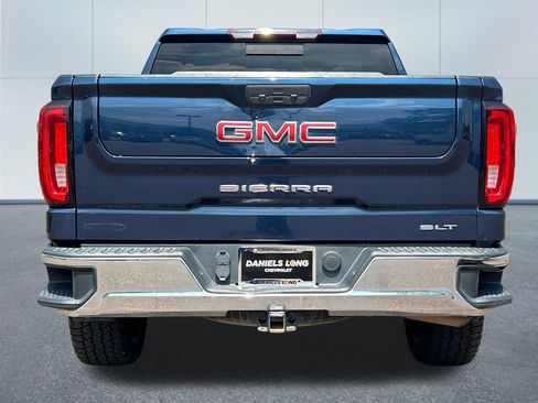 Used 2019 GMC Sierra 1500 SLT w/ SLT Convenience Package AWD/4WD image 4