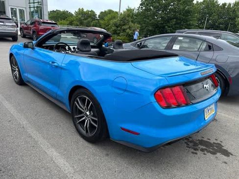 Used 2017 Ford Mustang Premium RWD image 5