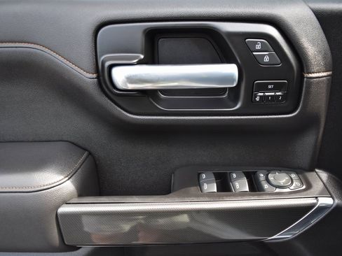 Used 2020 GMC Sierra 1500 AT4 w/ AT4 Premium Package image 12