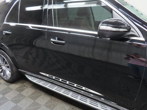 Used 2024 Mercedes-Benz GLE 350 4MATIC image 36