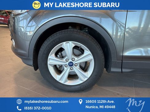 Used 2015 Ford Escape SE image 8