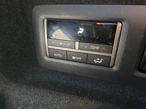 Used 2022 Lexus RX 350L FWD w/ Premium Package image 40