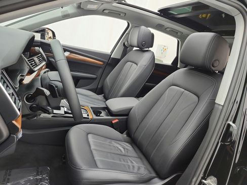 Used 2023 Audi Q5 2.0T Premium Plus w/ Premium Plus Package AWD/4WD image 10