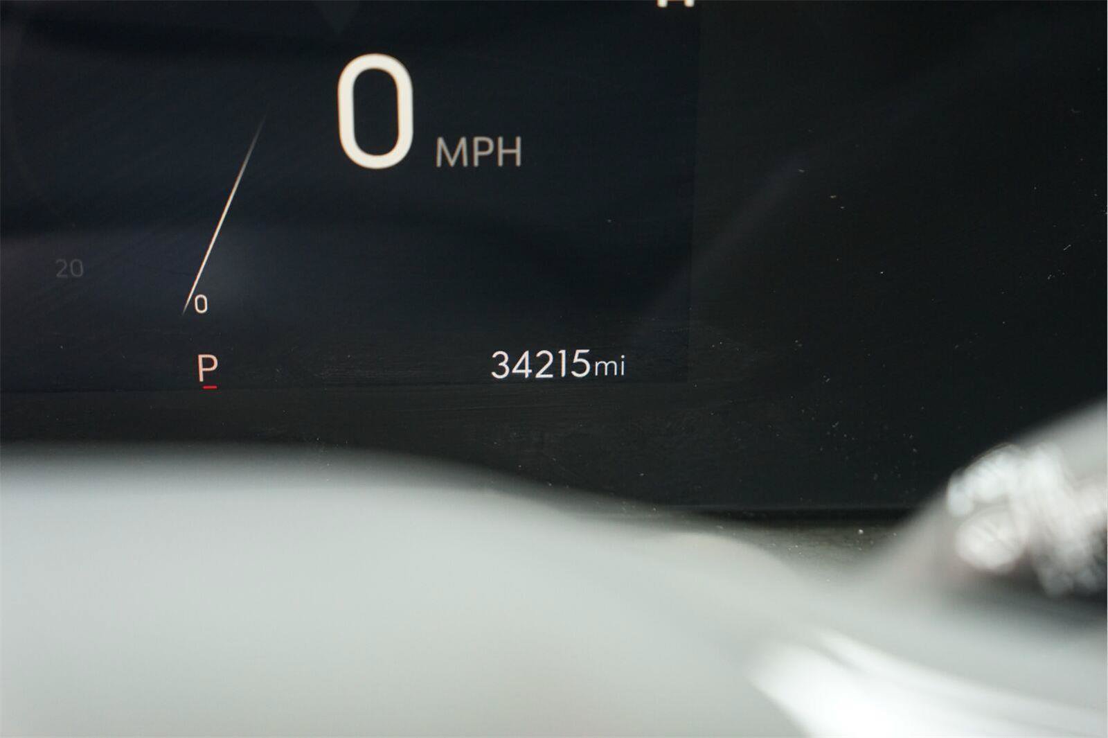 Used 2025 Buick Encore GX Avenir w/ Avenir Technology Package FWD image 25