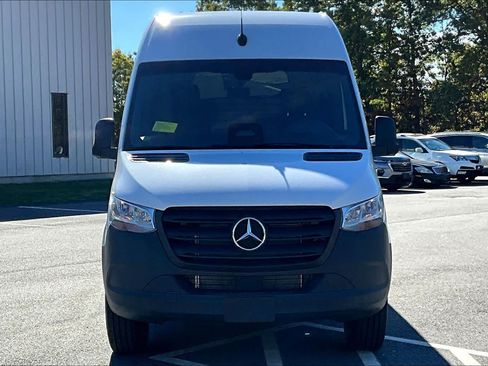 New 2026 Mercedes-Benz Sprinter 2500 image 2