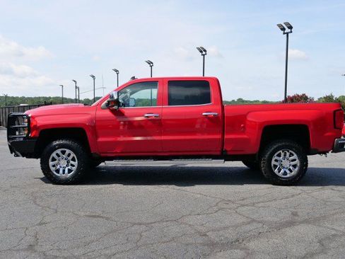 Used 2019 Chevrolet Silverado 2500 LTZ w/ Duramax Plus Package AWD/4WD image 52