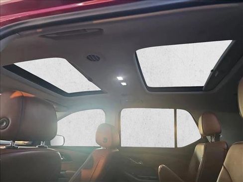 Used 2021 Chevrolet Traverse High Country image 27