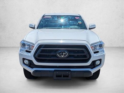 Used 2021 Toyota Tacoma SR5 RWD image 2