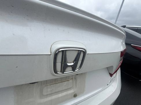 Used 2020 Honda Accord Sport image 6
