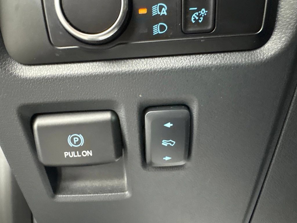 Used 2023 Ford Expedition XLT RWD image 19