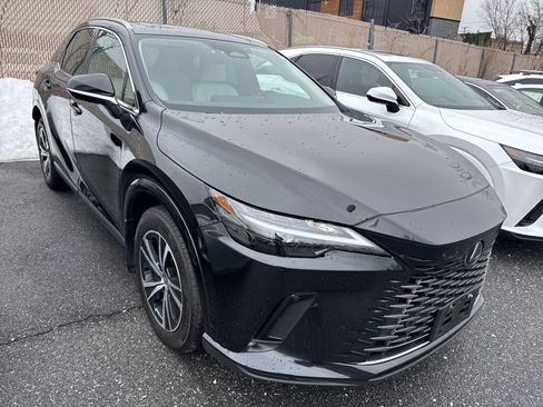 Used 2024 Lexus RX 350h w/ Accessory Package (P1) image 2