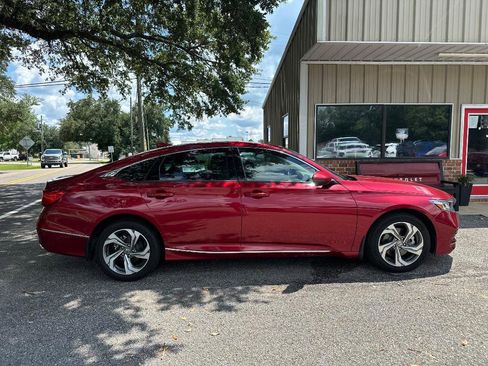Used 2018 Honda Accord EX-L image 2