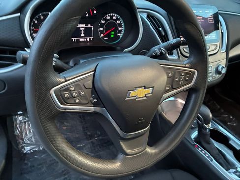 Used 2023 Chevrolet Malibu LT w/ Driver Confidence Package image 29