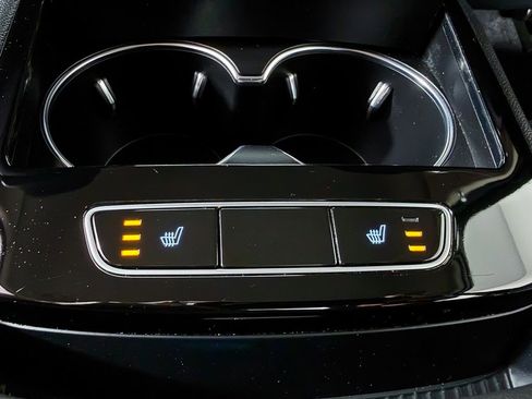 Used 2023 Genesis G80 2.5T image 37