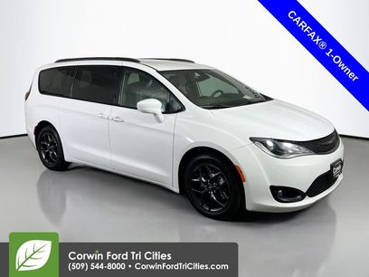 Used 2018 Chrysler Pacifica Touring-L