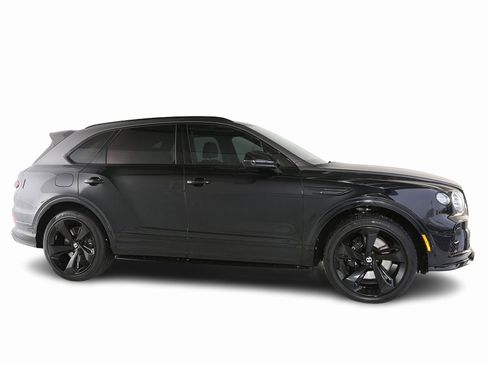Certified 2022 Bentley Bentayga image 13