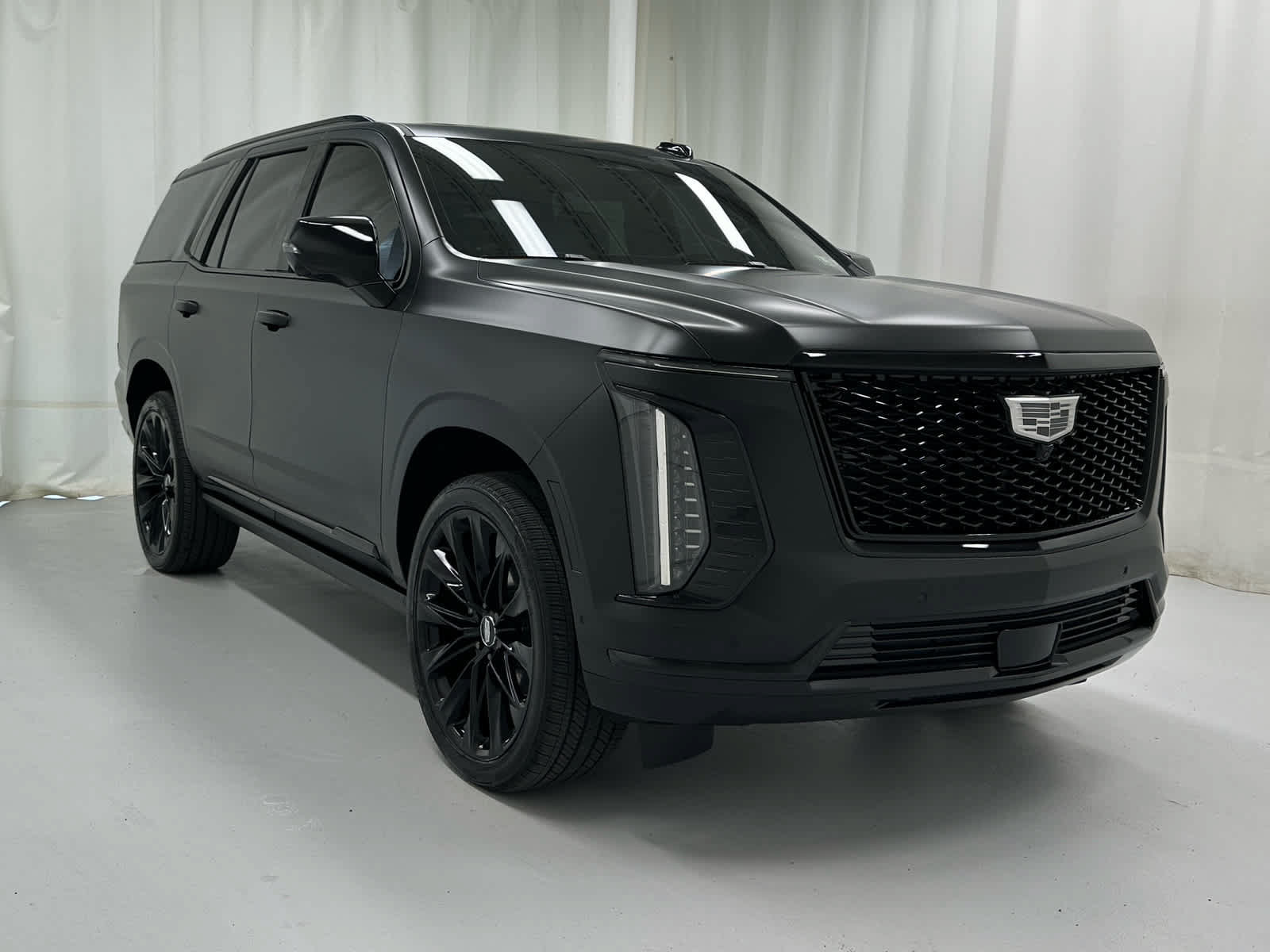 Used 2026 Cadillac Escalade Platinum Sport w/ LPO, ONYX Package AWD/4WD image 1