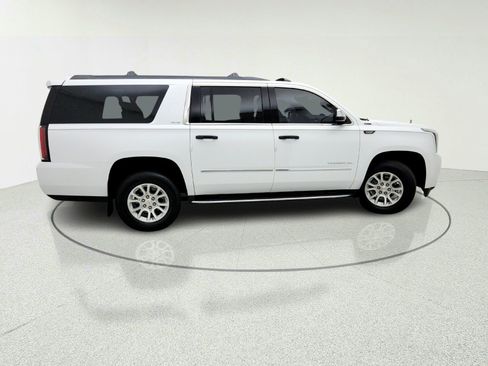 Used 2016 GMC Yukon XL SLE w/ Convenience Package RWD image 7