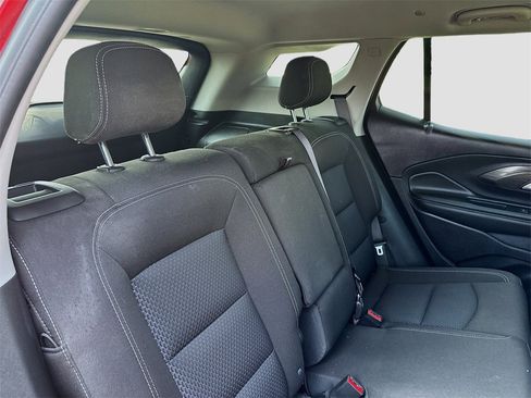 Used 2024 GMC Terrain SLE w/ Driver Convenience Package image 23