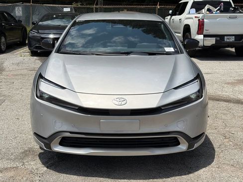 New 2026 Toyota Prius Plug-In Hybrid FWD image 2