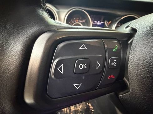 Used 2022 Jeep Gladiator Sport AWD/4WD image 22