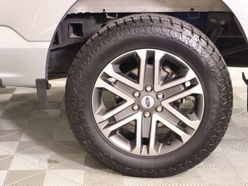 Used 2021 Ford F150 XL w/ STX Appearance Package RWD image 17