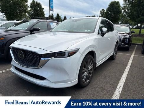 Used 2024 MAZDA CX-5 Signature AWD/4WD image 2