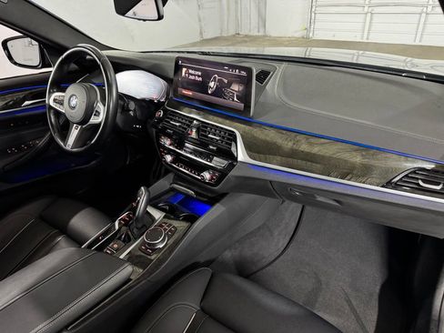 Used 2023 BMW M550i xDrive AWD/4WD image 49