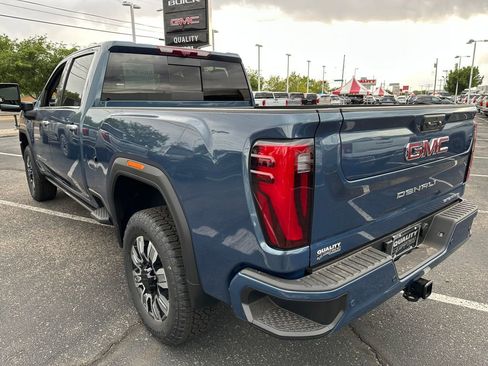 New 2026 GMC Sierra 2500 Denali w/ Denali Reserve Package AWD/4WD image 4