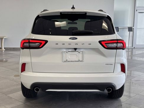 Used 2023 Ford Escape ST-Line Select AWD/4WD image 26