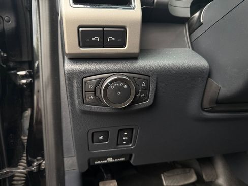 Used 2022 Ford F350 Lariat w/ Lariat Ultimate Package AWD/4WD image 48