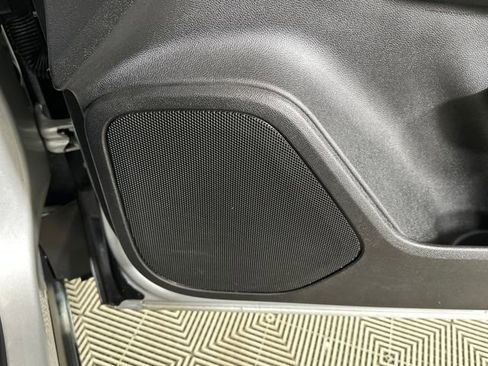 Used 2021 Chevrolet Blazer LT image 29