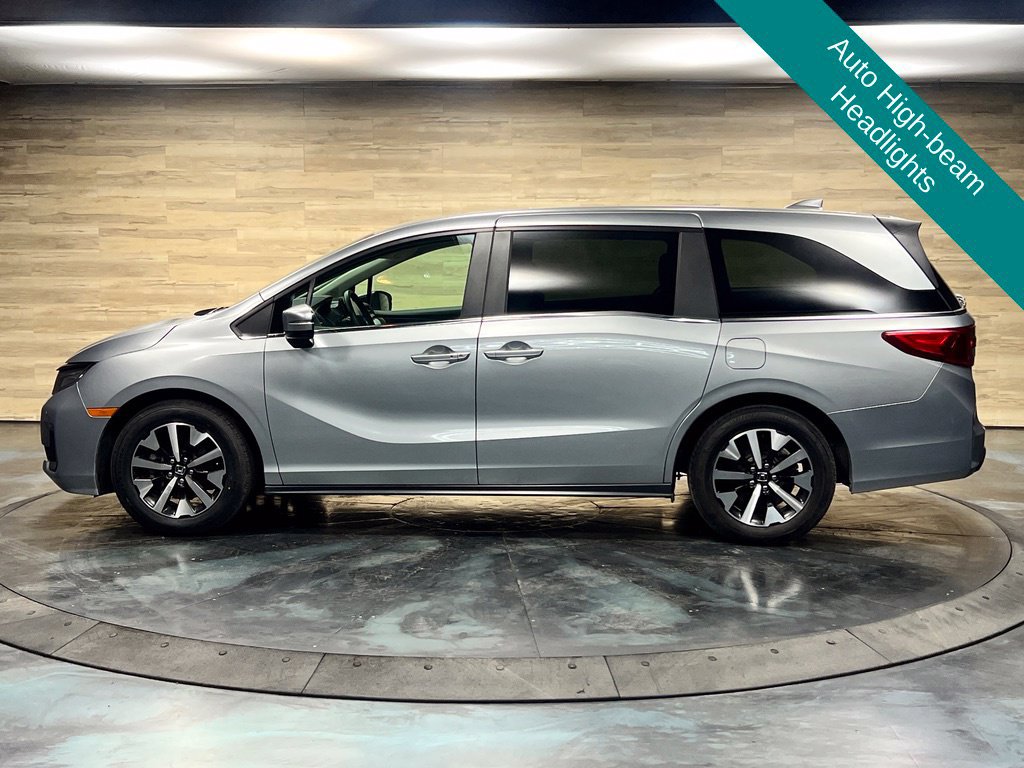 Used 2025 Honda Odyssey EX-L image 12