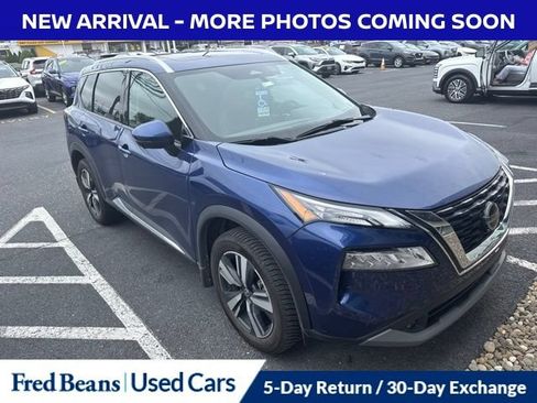 Used 2021 Nissan Rogue SL AWD/4WD image 2