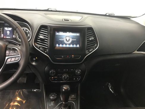 Used 2021 Jeep Cherokee Latitude Lux image 17