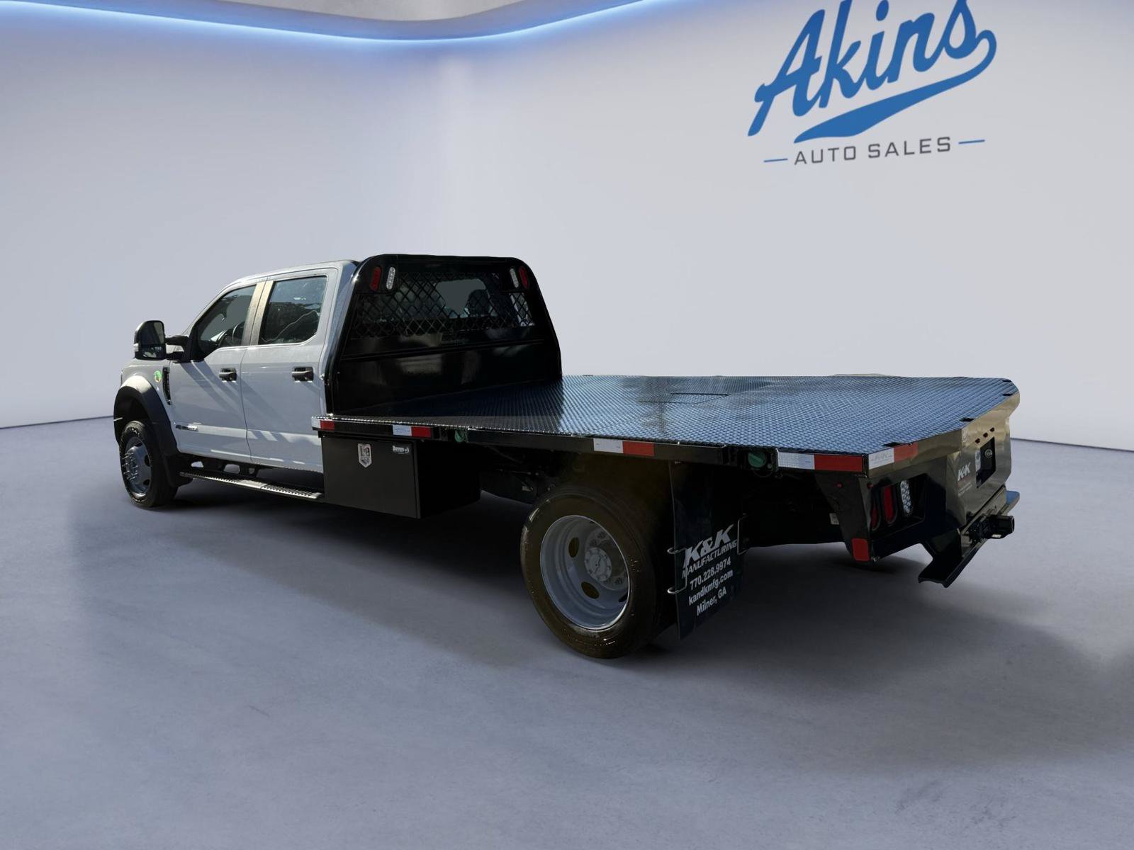 Used 2017 Ford F550 2WD Crew Cab Super Duty w/ Power Equipment Group image 8