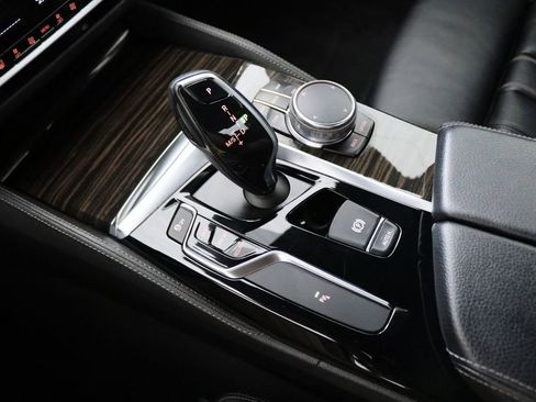 Used 2018 BMW 540i RWD image 21